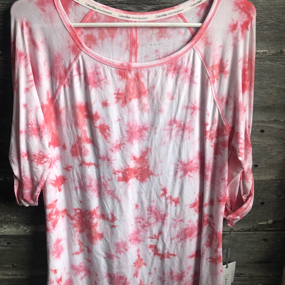 Brand new 3/4 sleeve top